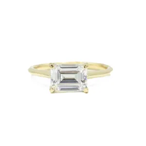 14ky Emerald East-West Petite Diamond Ring
