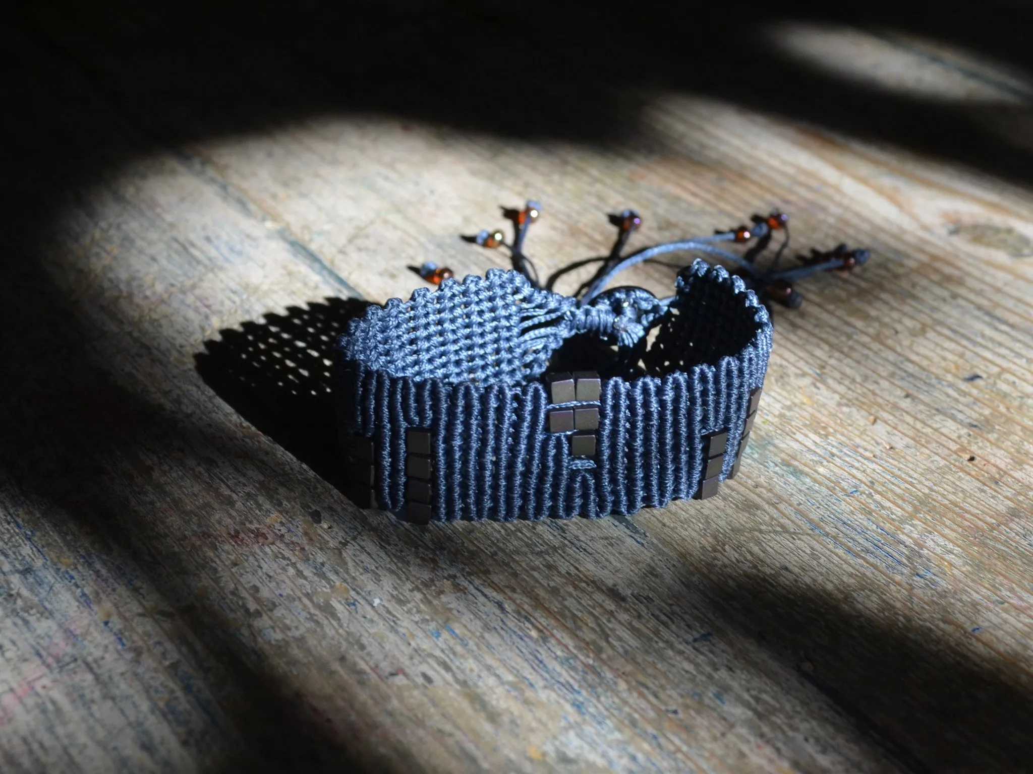 Agni handmade square beaded bracelet