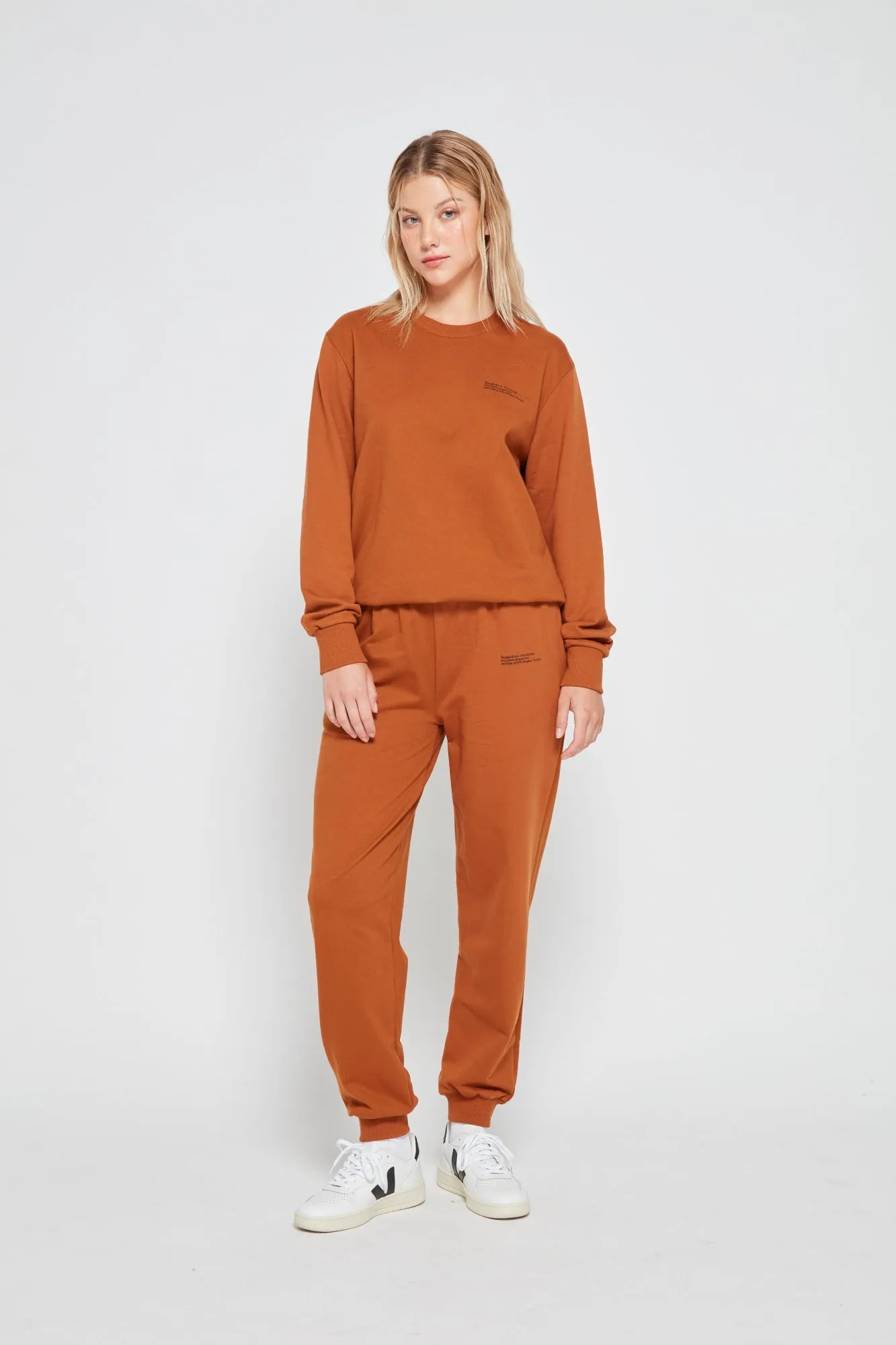 BANGKOKIAN LONG SWEATPANTS - BROWN