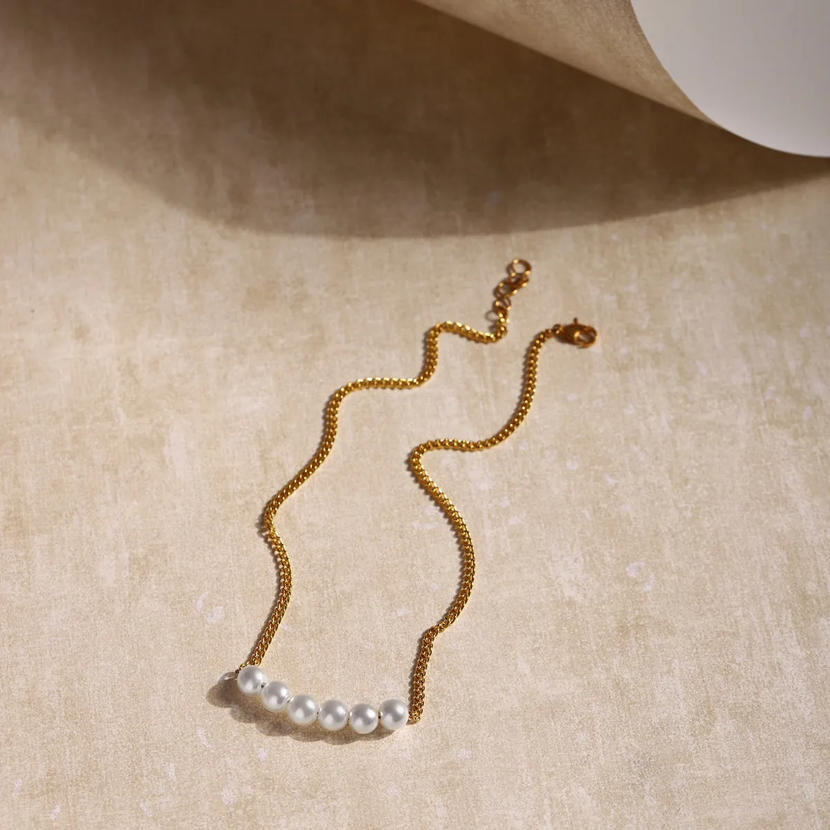 Beautiful Pearl and Precious Stone Necklace