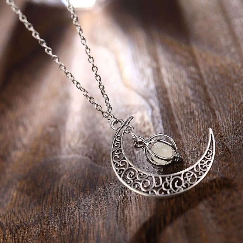 Boho Luminous Moon Necklace