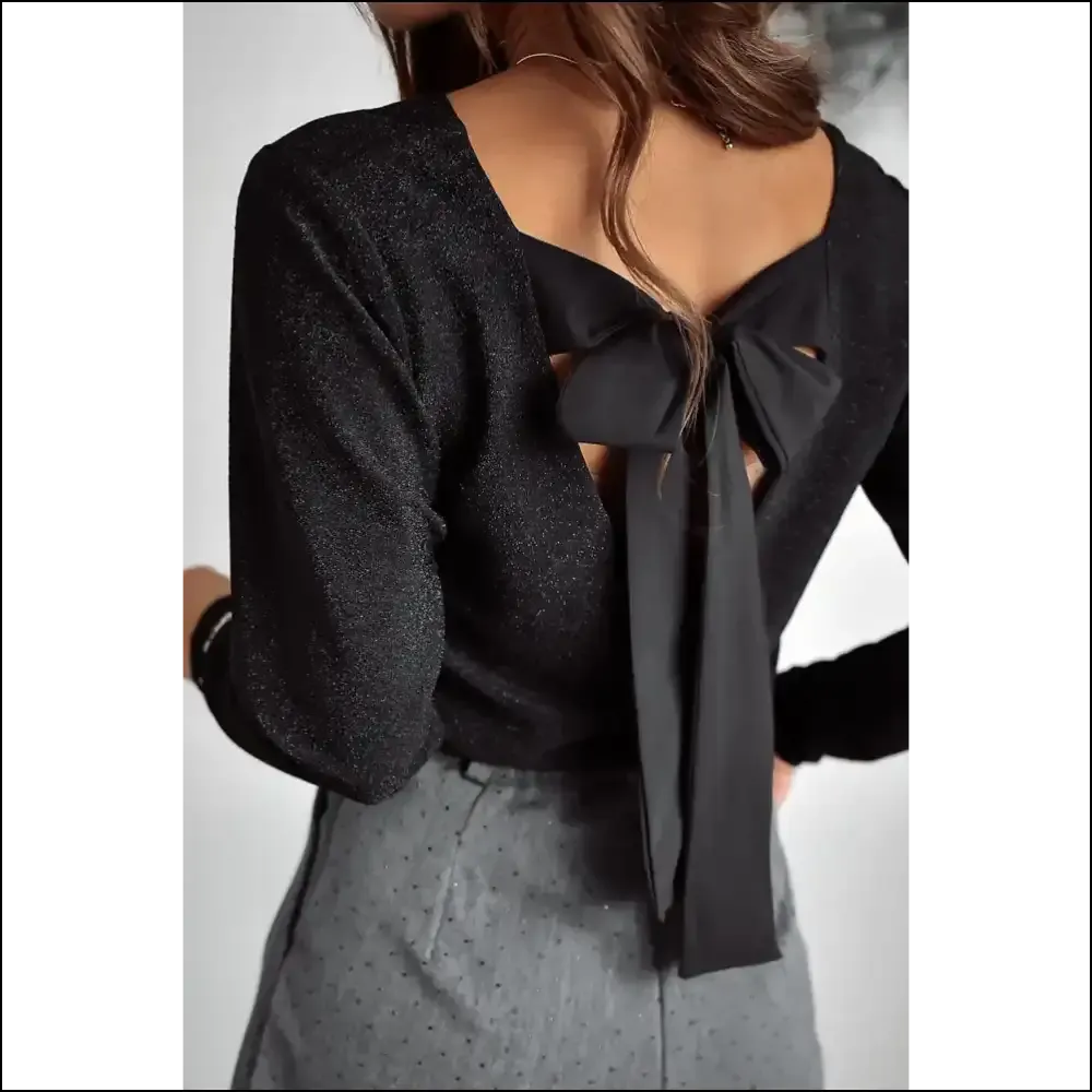 Chic Black Bowknot Backless: "Bow" Down, Bitches!