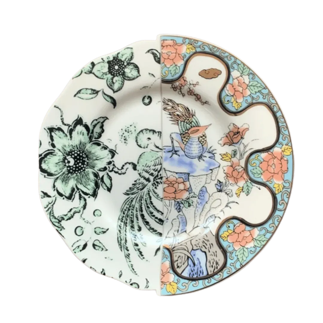 Chinese Western-Inspired Porcelain Plate