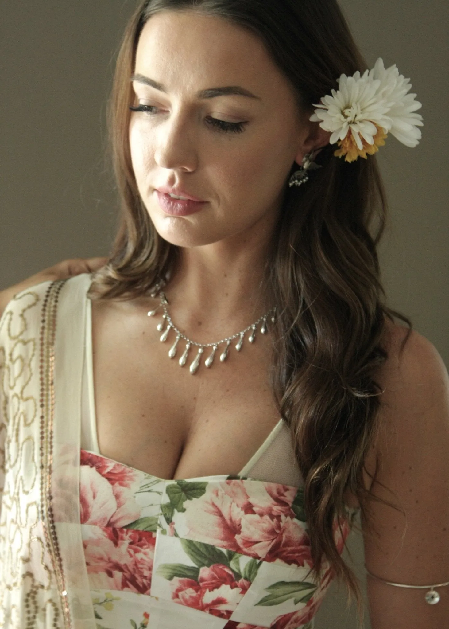 Classic string-of-drops Victorian necklace