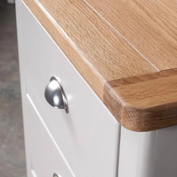 Cottage 2 Over 3 Chest Oak