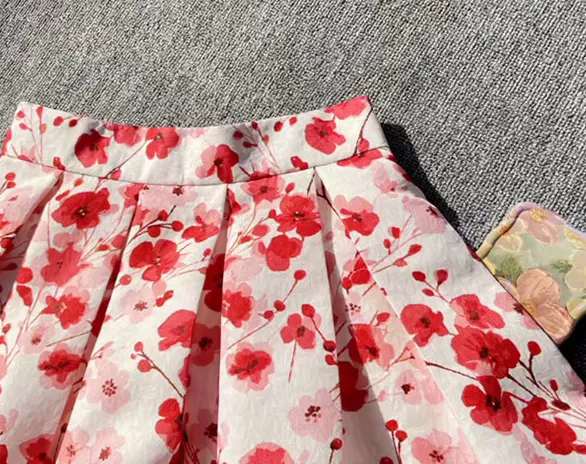 elegant Hepburn style floral tutu skirt