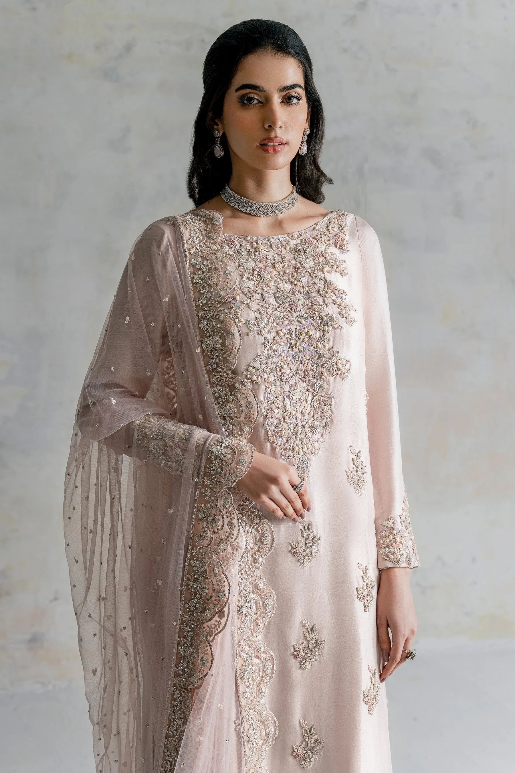 Elegant Pakistani Wedding Dress in Kameez Trouser Style