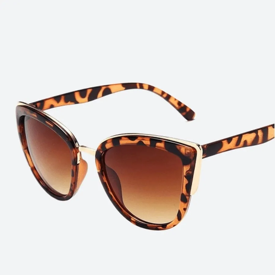 Elegant Plastic Frame Fashion Sunglasses