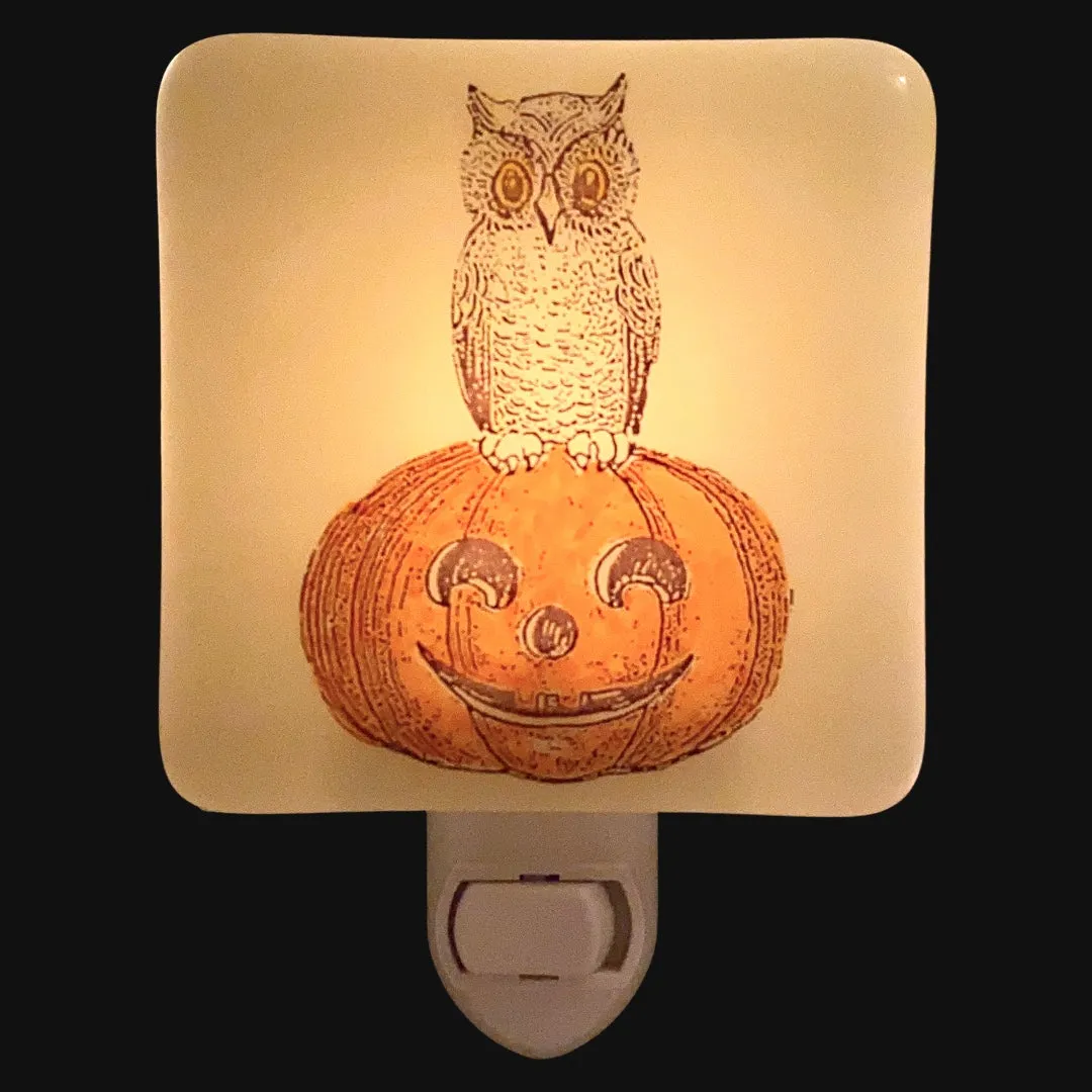 Halloween Vintage Owl and Jack-O-Lantern Night Light