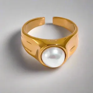 Imitation Pearls Golden Geometric Finger Ring for Women