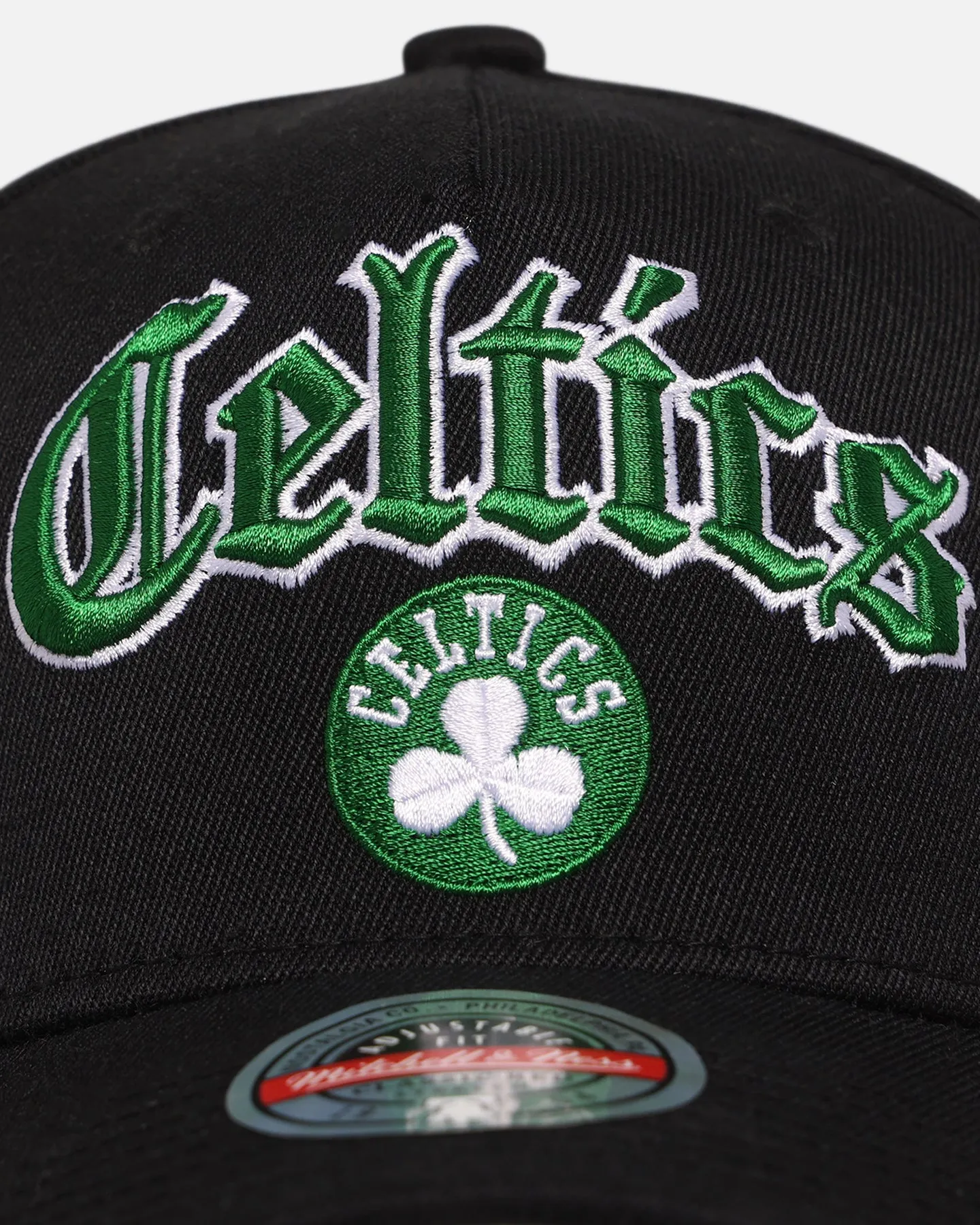 Mitchell & Ness Boston Celtics 'Old English Classic' MVP Snapback Black