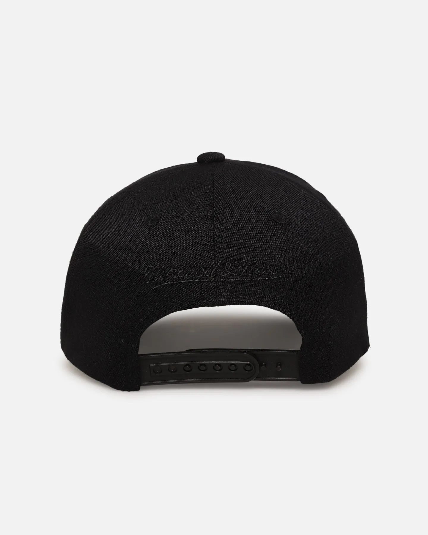 Mitchell & Ness Boston Celtics 'Triple Black Core Classic' MVP Snapback Black
