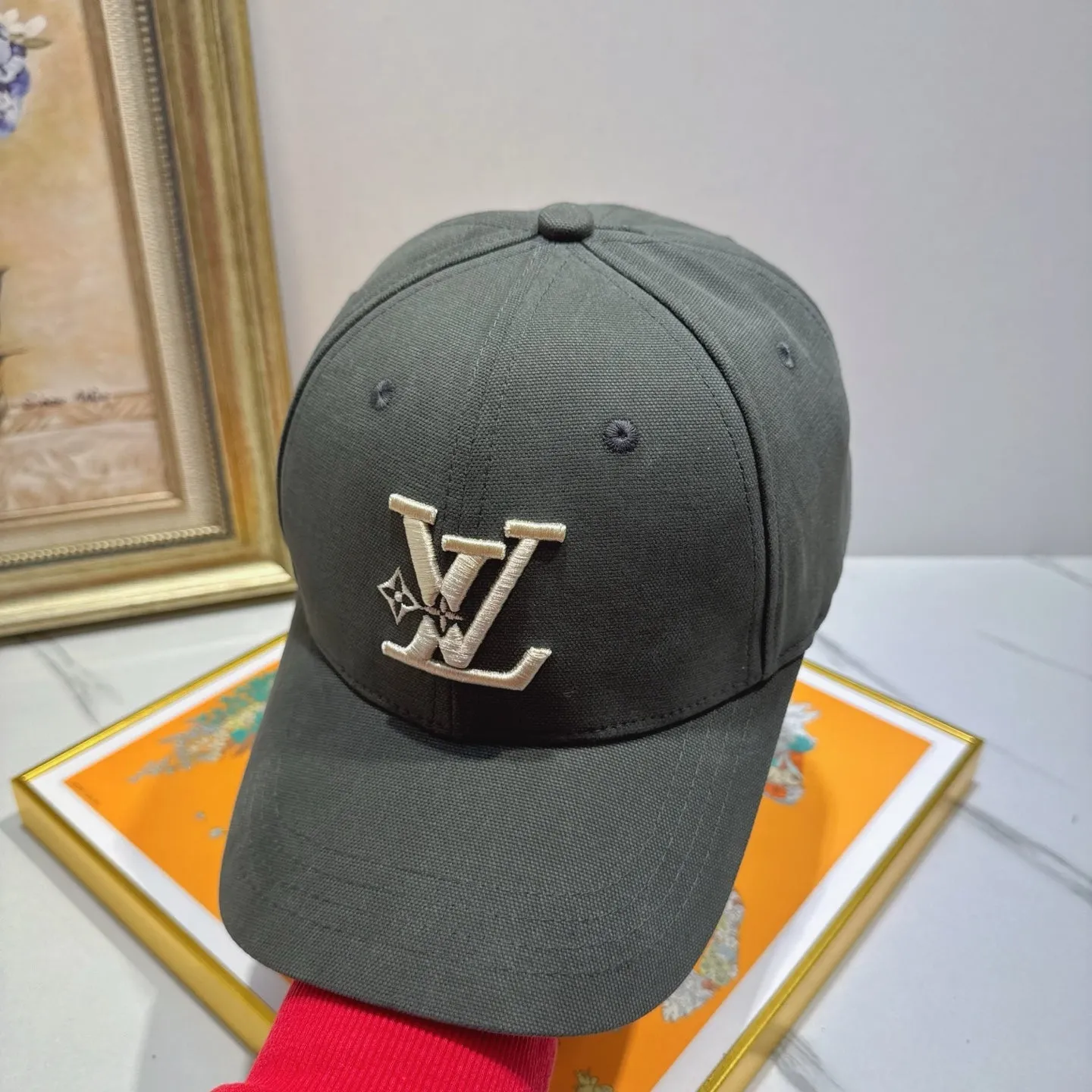 Multi-color classic style hats