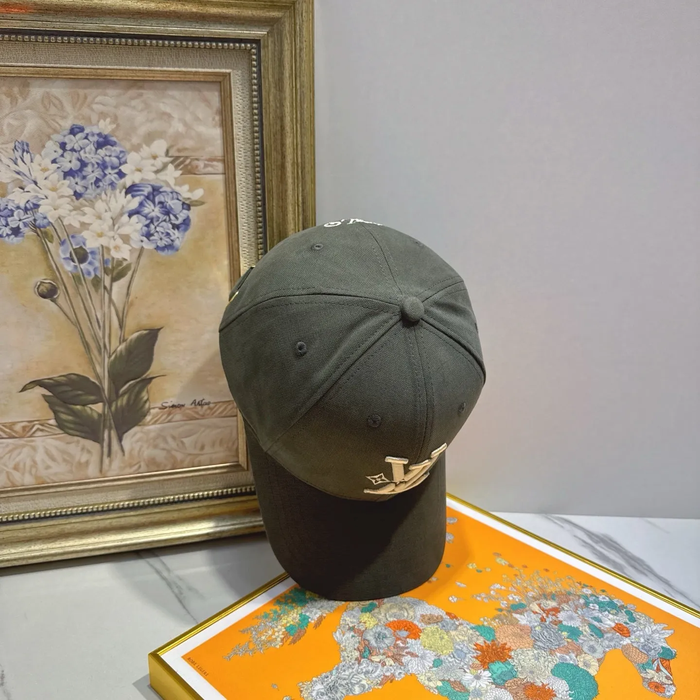 Multi-color classic style hats