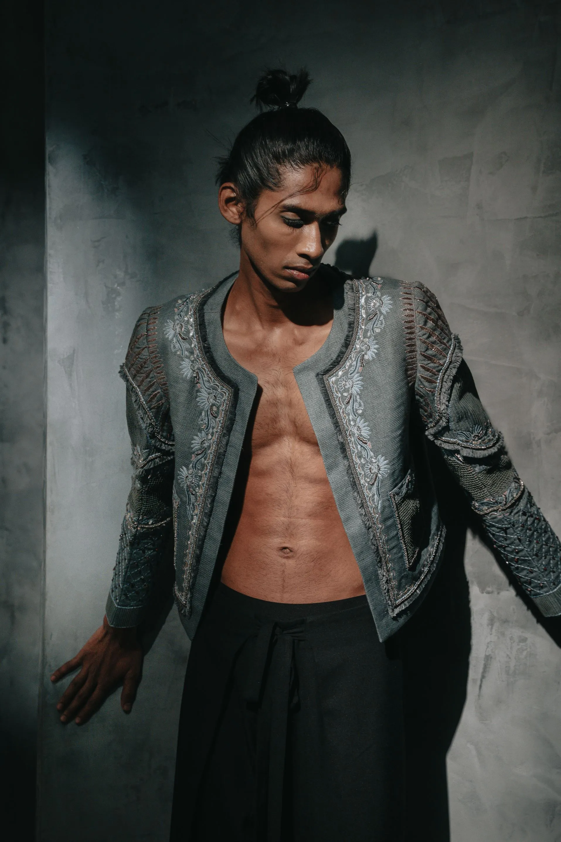 New Season Summer to Fall 2024-Limited Edition-Jacket Embroidered Linen Midnight Mist-CH2/19-Senso-Fashion Edit Hemji