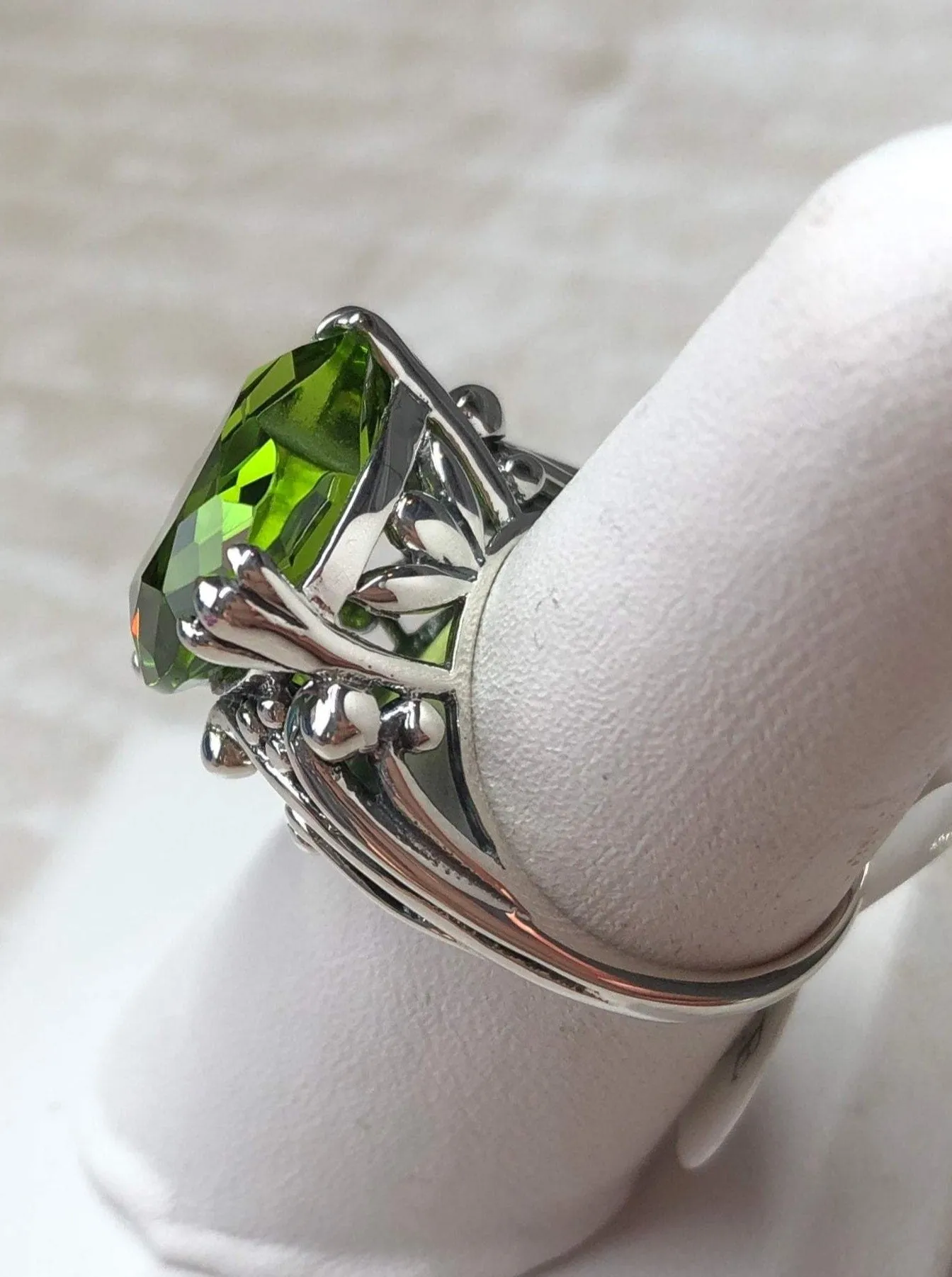Peridot Heart Ring, Art Deco Jewelry #D213