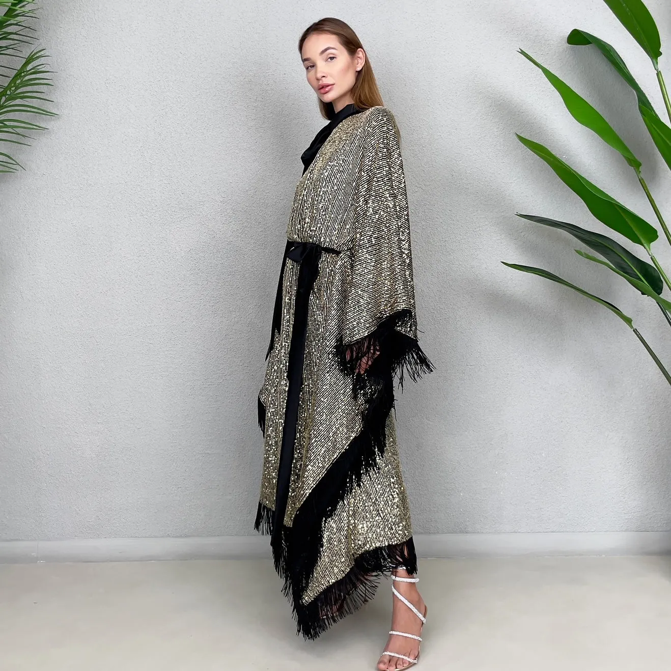RAM22 GOLD SEQUINS KAFTAN WITH FRINGE
