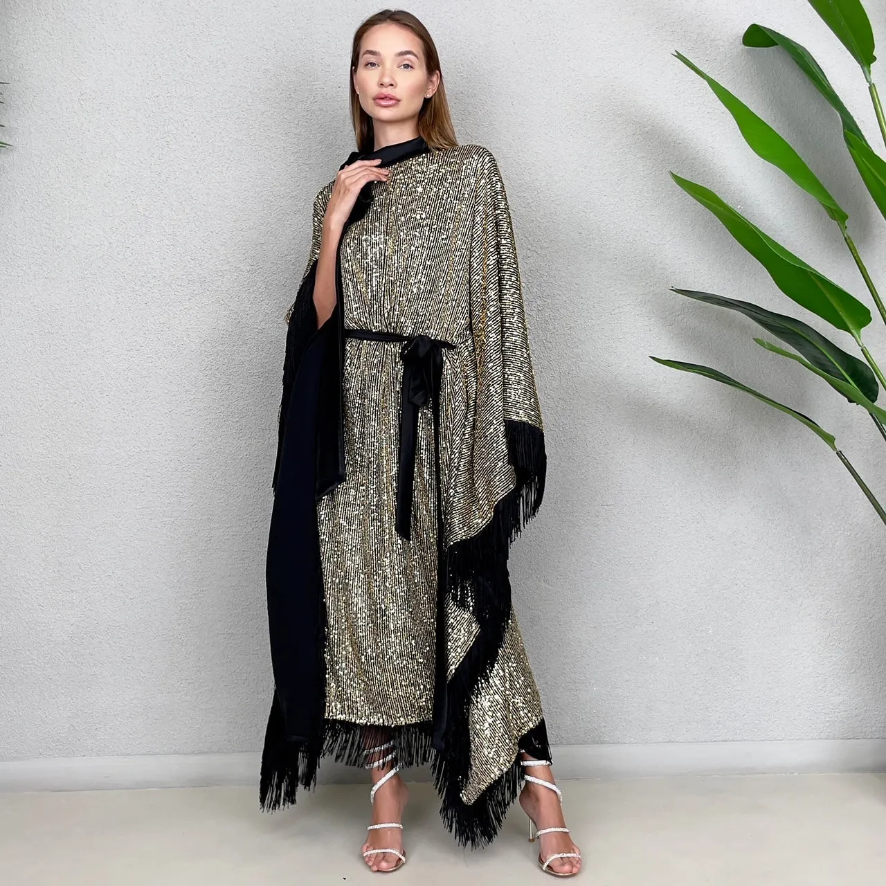 RAM22 GOLD SEQUINS KAFTAN WITH FRINGE