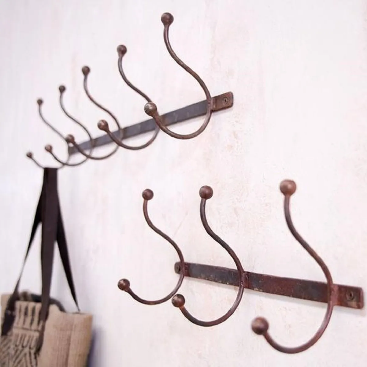 Rama Iron Five-Hook Rail