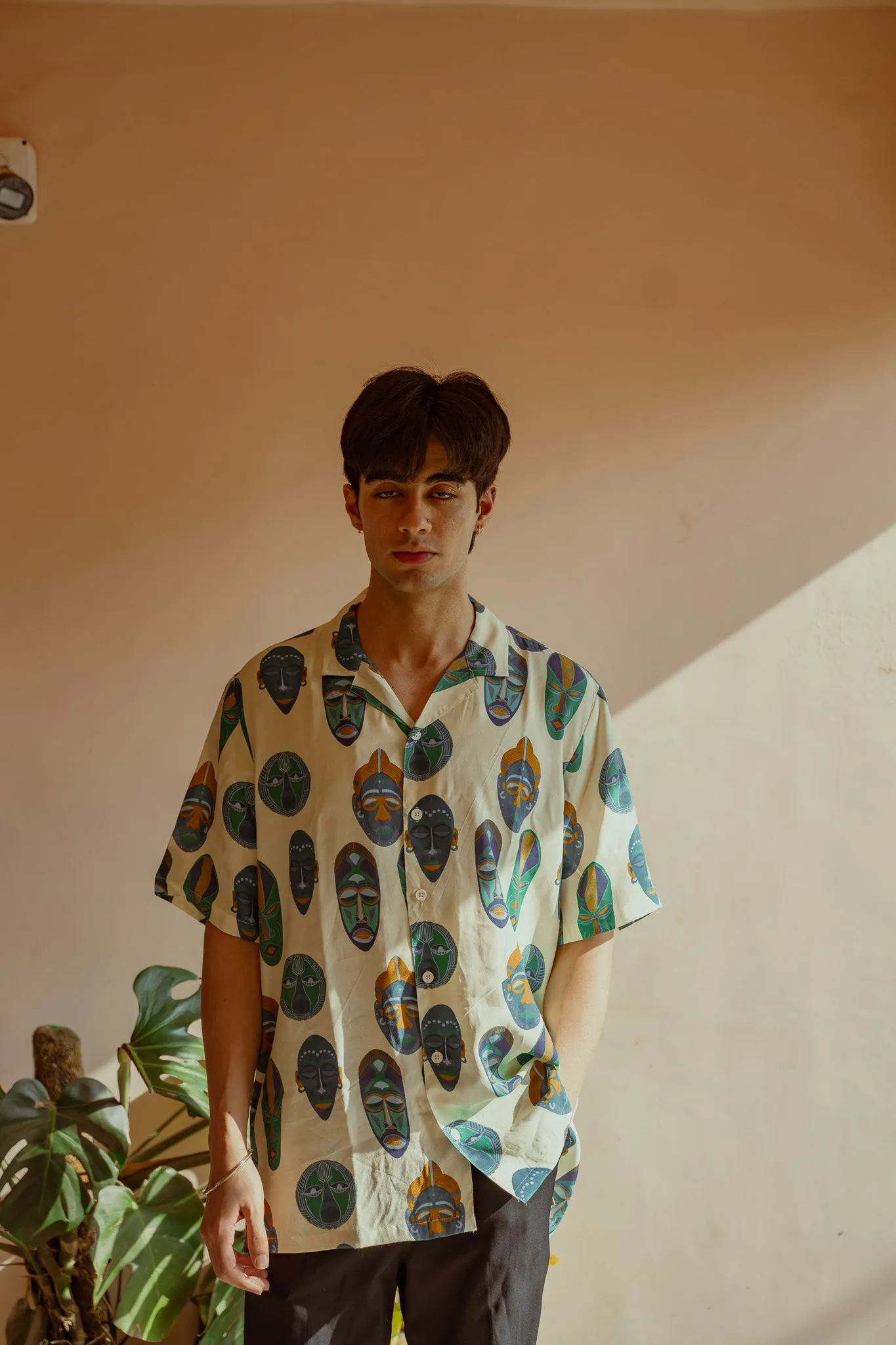 Tribal Faces Green Oversize Shirt
