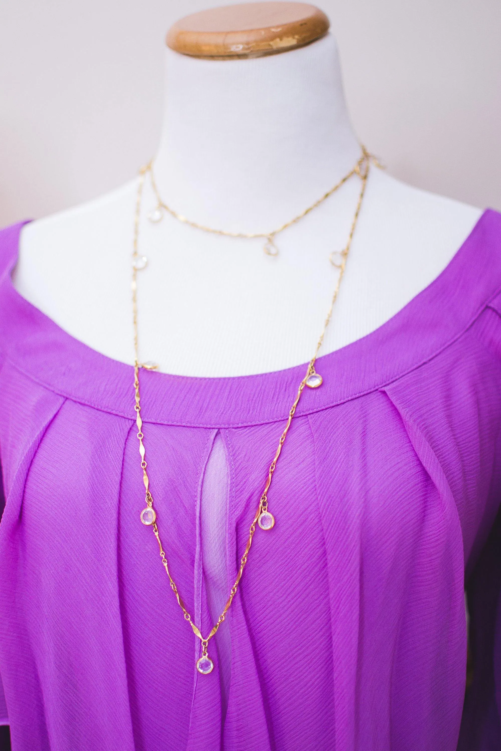Vintage Bezel Set Crystal and Gold Flat Link Chain Necklace