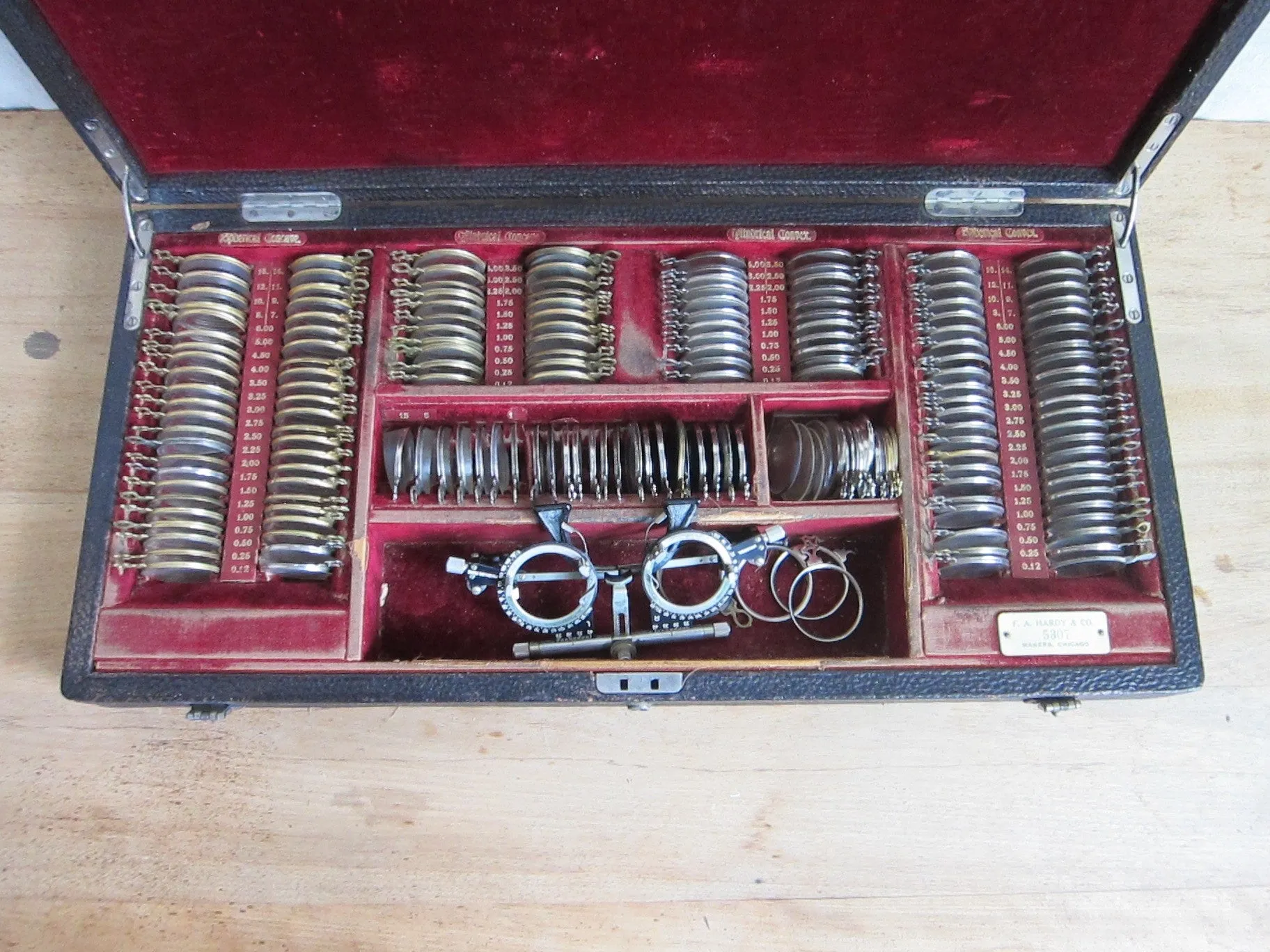 Vintage F A Hardy & Co Optometrist Set - 5307