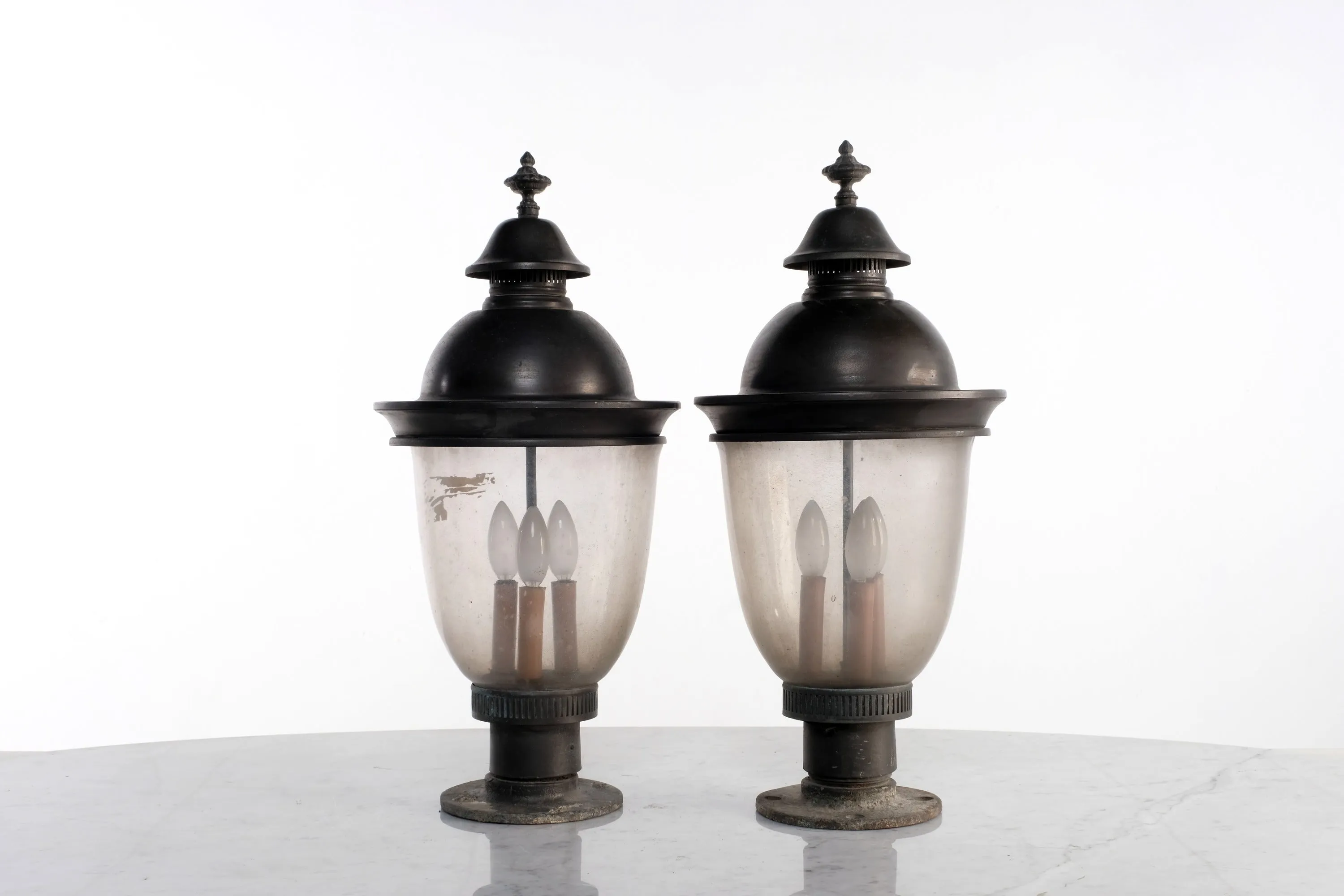 VINTAGE GOTHIC GARDEN LAMP