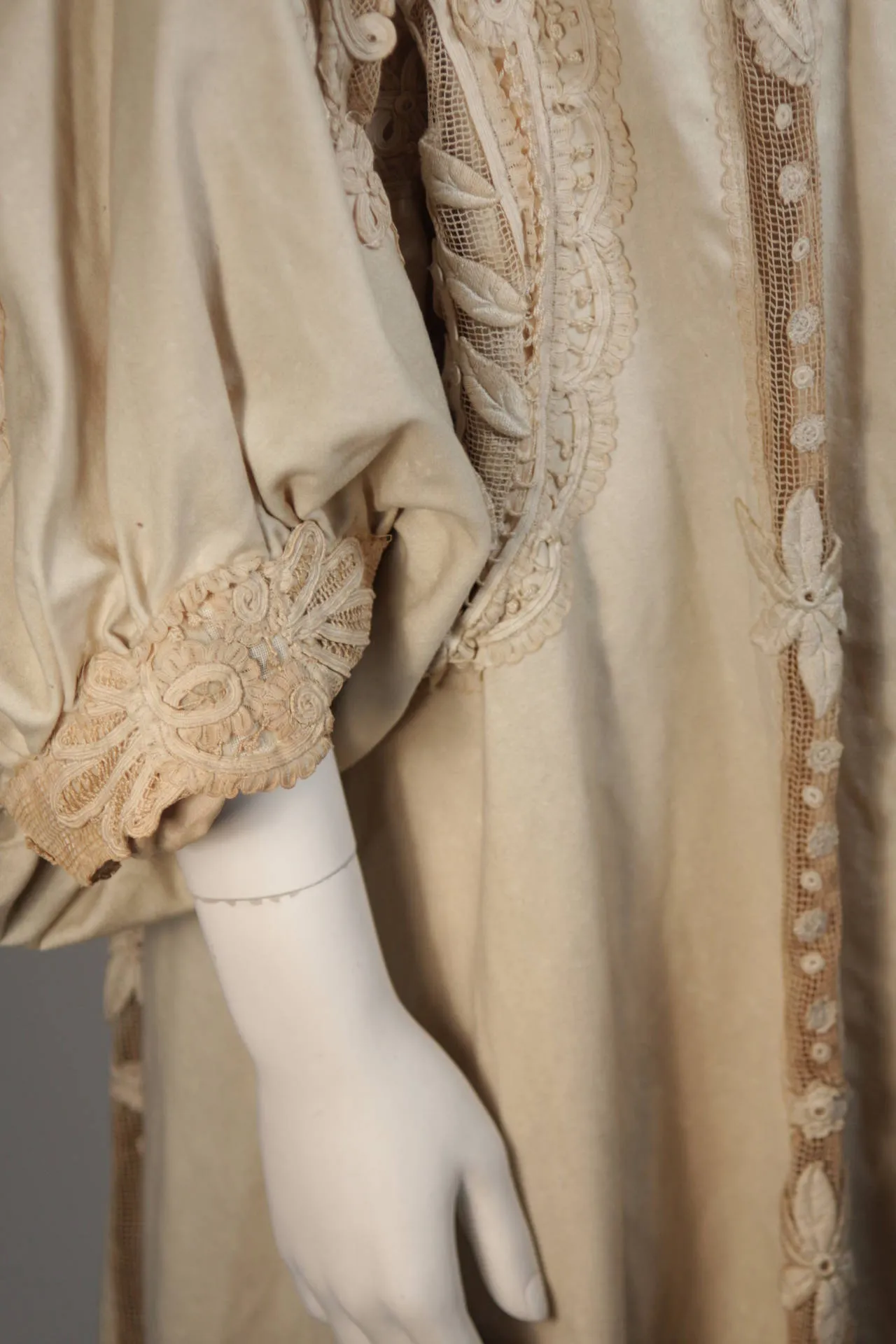 VINTAGE Lace Coat with Bell Sleeve Detail
