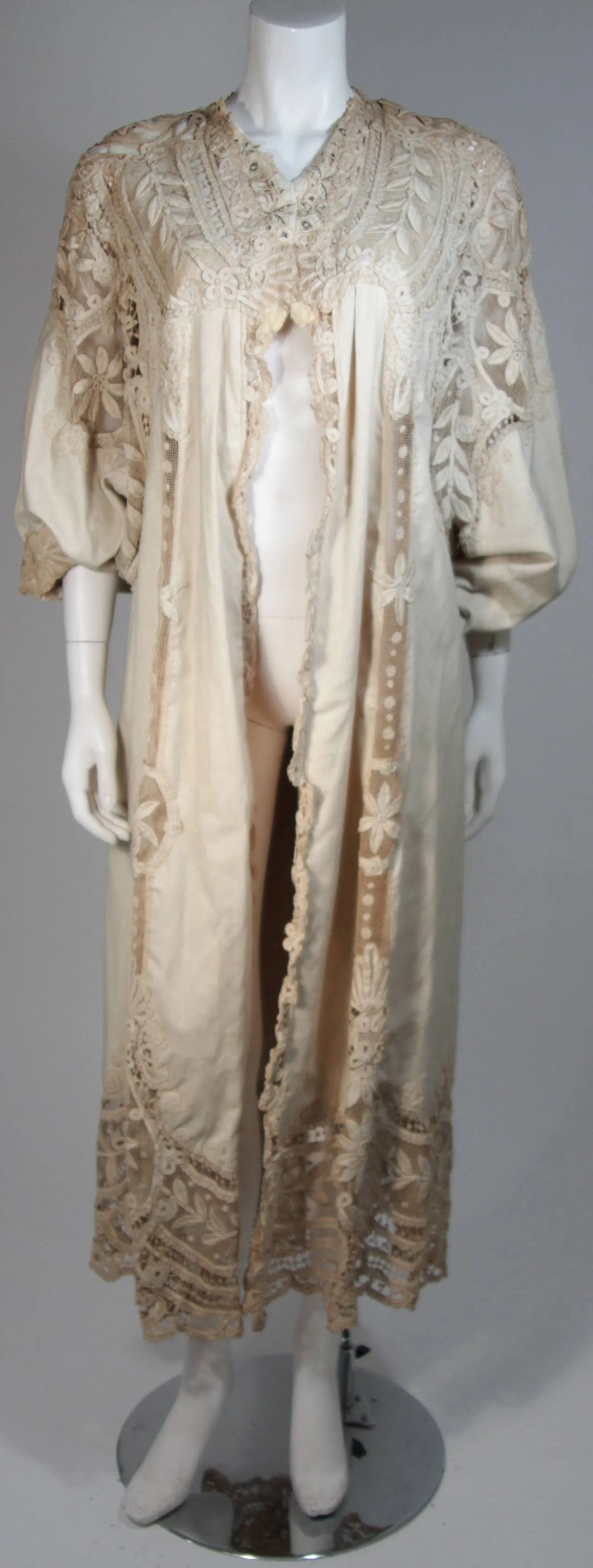 VINTAGE Lace Coat with Bell Sleeve Detail
