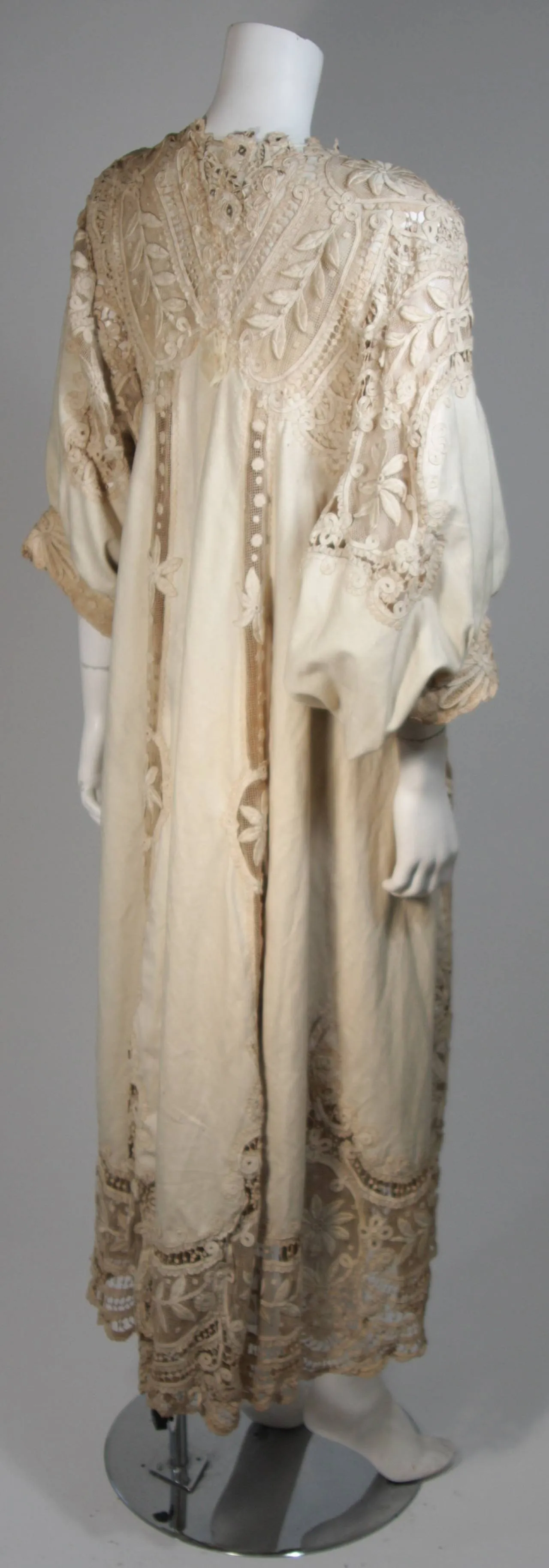 VINTAGE Lace Coat with Bell Sleeve Detail