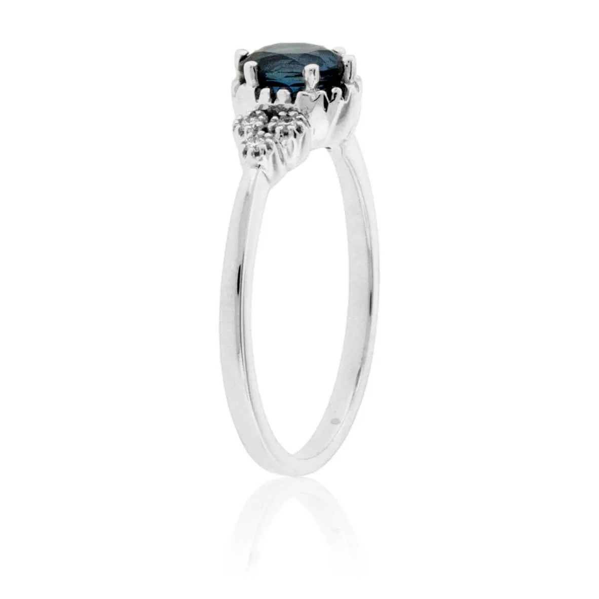 Vintage Style Blue Sapphire & Diamond Ring