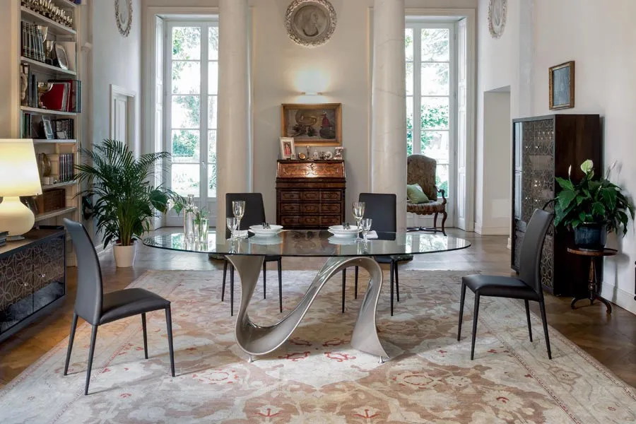Wave Fixed Oval Dining Table With Black Base- Tonin Casa