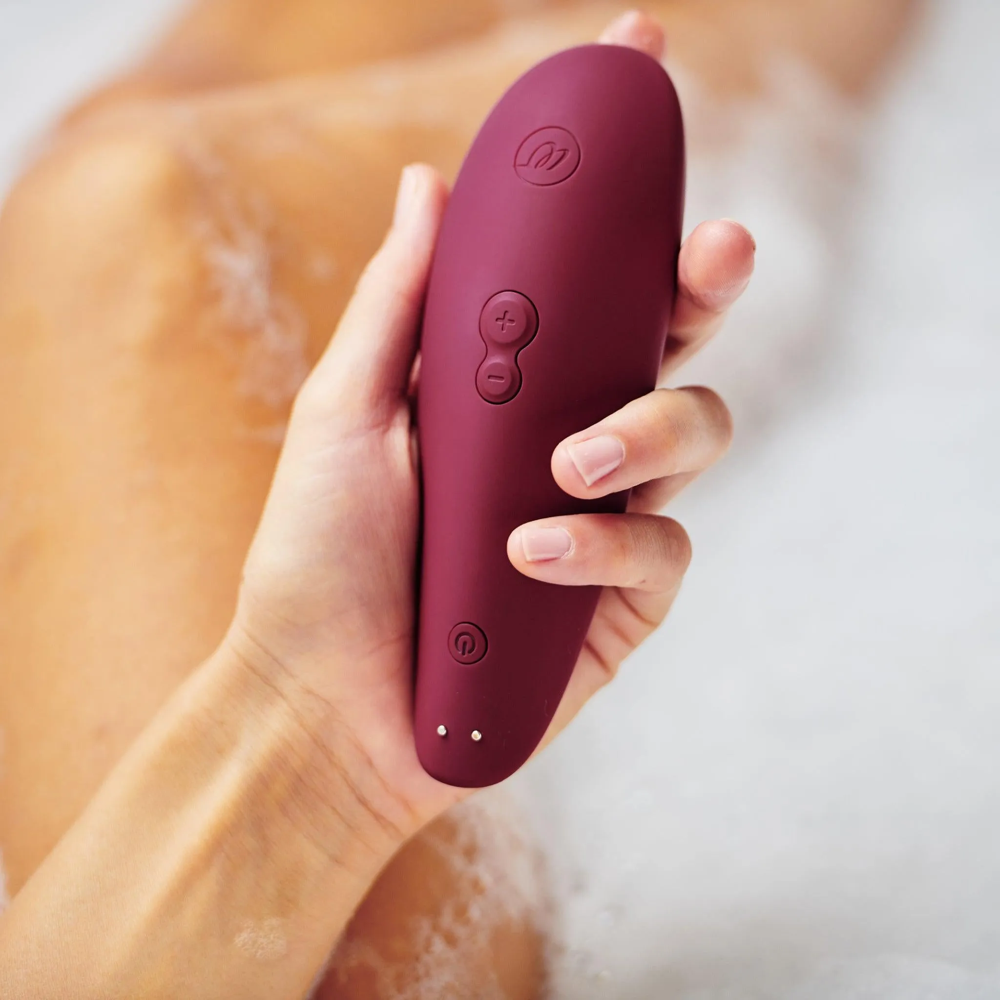 Womanizer Classic 2 Pleasure Air Clitoral Stimulator - Bordeaux